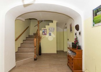 Semi-detached house Strada dei Fornero, San Carlo Canavese - photo 19
