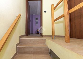 Semi-detached house Strada dei Fornero, San Carlo Canavese - photo 21