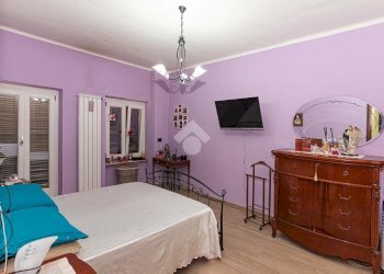 Semi-detached house Strada dei Fornero, San Carlo Canavese - photo 25