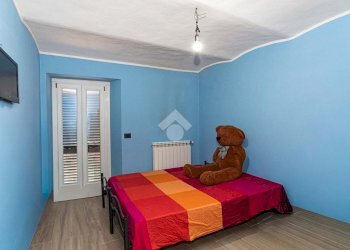Semi-detached house Strada dei Fornero, San Carlo Canavese - photo 31
