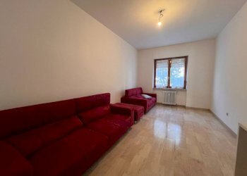 Four-room apartment Alba - photo 2