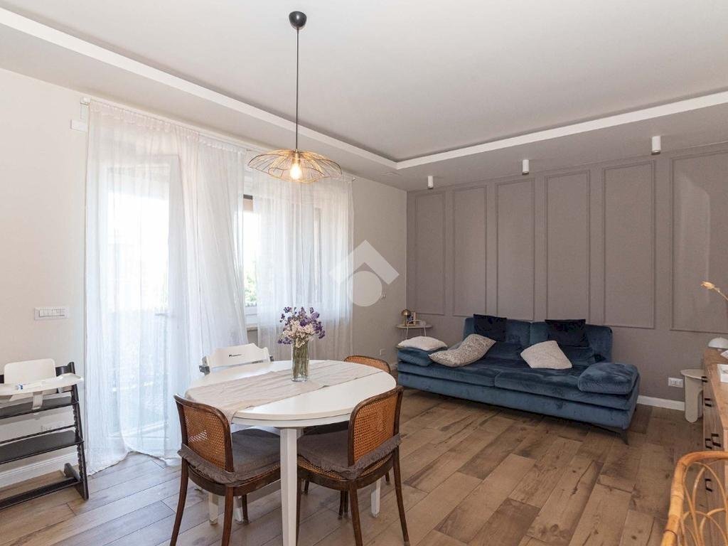 Four-room apartment Via buratto, Ciriè - photo 1