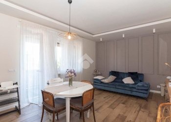 Four-room apartment Via buratto, Ciriè - photo 1