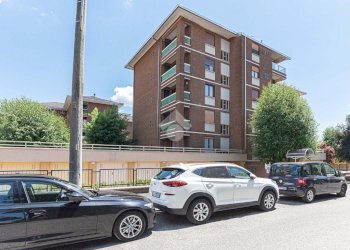 Four-room apartment Via buratto, Ciriè - photo 3
