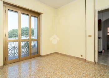 Four-room apartment Via Adige, Torino (neighborhood Falchera) - photo 3