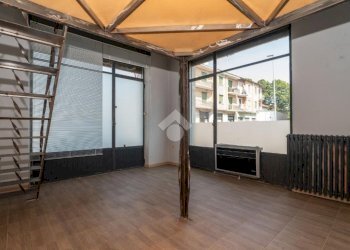 Four-room apartment Via Adige, Torino (neighborhood Falchera) - photo 5