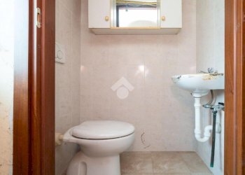 Four-room apartment Via Adige, Torino (neighborhood Falchera) - photo 10