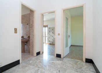 Four-room apartment Via Adige, Torino (neighborhood Falchera) - photo 21