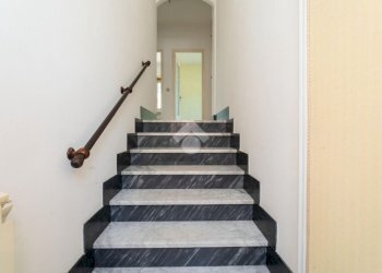 Four-room apartment Via Adige, Torino (neighborhood Falchera) - photo 22