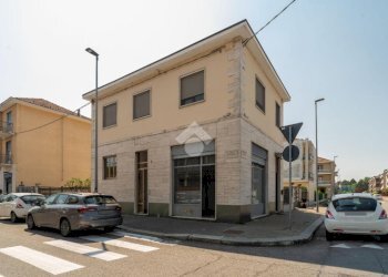 Four-room apartment Via Adige, Torino (neighborhood Falchera) - photo 27