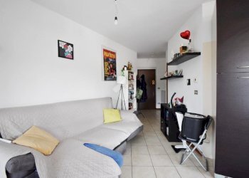 Two-room apartment Via circonvallazione, Ivrea - photo 6