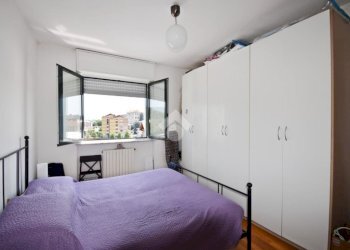 Two-room apartment Via circonvallazione, Ivrea - photo 13