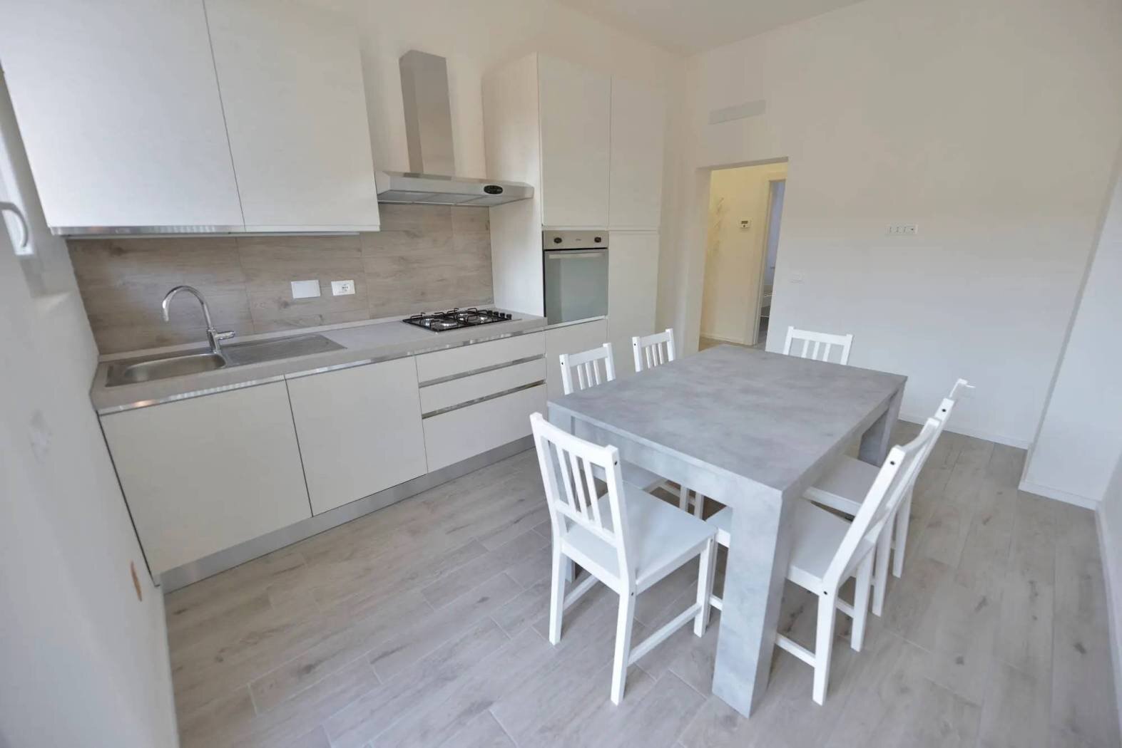 Four-room apartment Via Sebastiano Serlio, 21, Bologna (neighborhood Bolognina) - photo 3