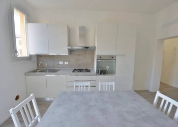 Four-room apartment Via Sebastiano Serlio, 21, Bologna (neighborhood Bolognina) - photo 2