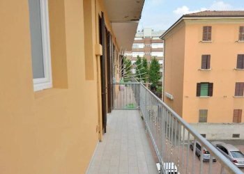 Four-room apartment Via Sebastiano Serlio, 21, Bologna (neighborhood Bolognina) - photo 12
