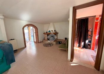 Villa Via Pastrengo, Mortara - foto 7