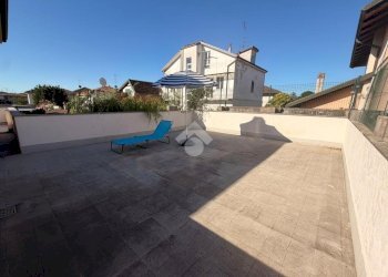 Villa Via Pastrengo, Mortara - foto 13