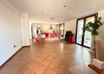 Villa Via Pastrengo, Mortara - foto 19