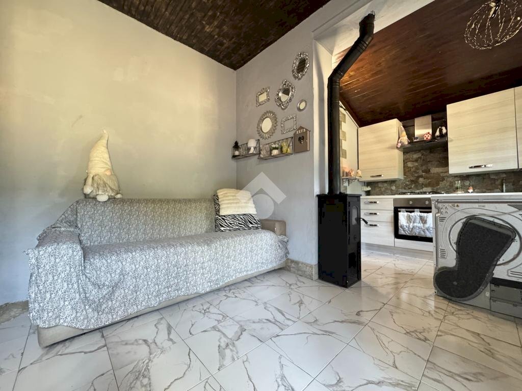 Villa Str. Vicinale del Piaggio, Galliate - foto 3