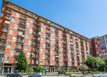 Trilocale Via Arturo Toscanini, Torino (zona Rebaudengo) - foto 1