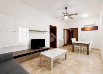 Three-room apartment Piazza Decio Raggi, Rimini - photo 4