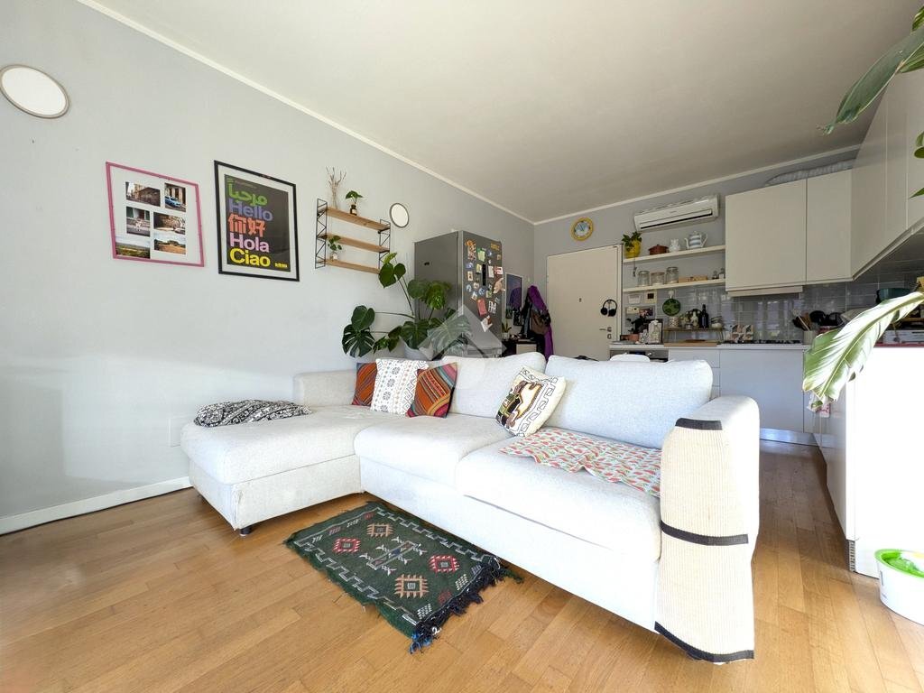 Two-room apartment Via davanzati bernardo, Milano (neighborhood Dergano) - photo 1