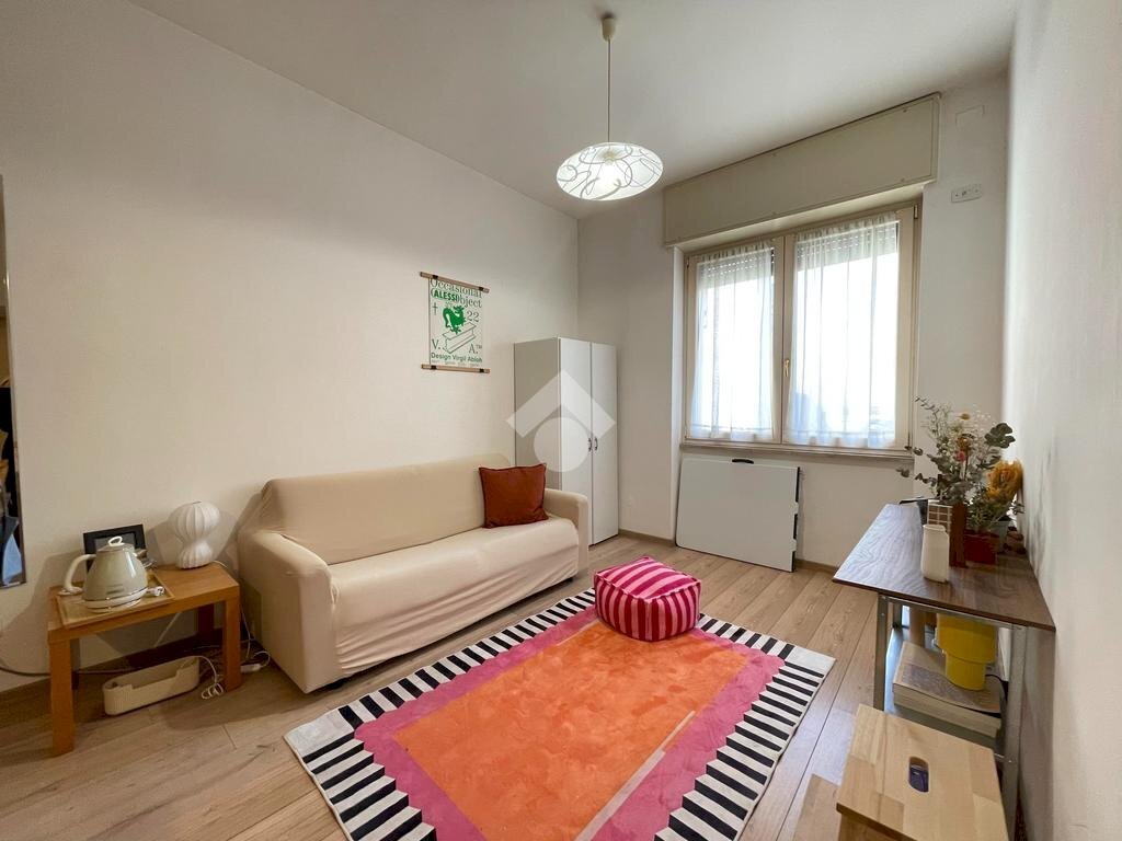 Three-room apartment Via Lario, Milano (neighborhood Isola) - photo 1