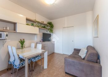 Three-room apartment Viale Edoardo Jenner, Milano (neighborhood Maciachini) - photo 2