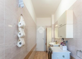 Three-room apartment Viale Edoardo Jenner, Milano (neighborhood Maciachini) - photo 25