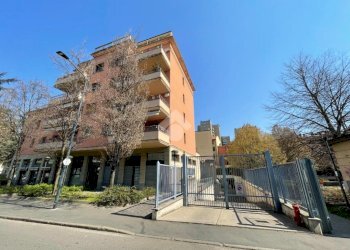 Bilocale Via Paolo Santagostino, Milano (zona Niguarda) - foto 1