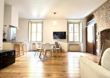 Two-room apartment Via Giulio Tarra, Milano (neighborhood Centrale) - photo 1