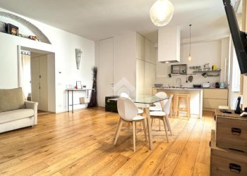 Two-room apartment Via Giulio Tarra, Milano (neighborhood Centrale) - photo 3