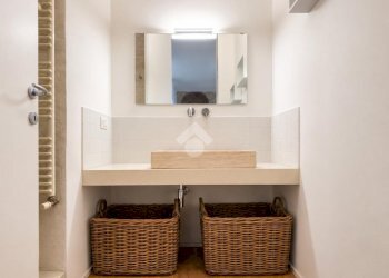 Two-room apartment Via Giulio Tarra, Milano (neighborhood Centrale) - photo 6