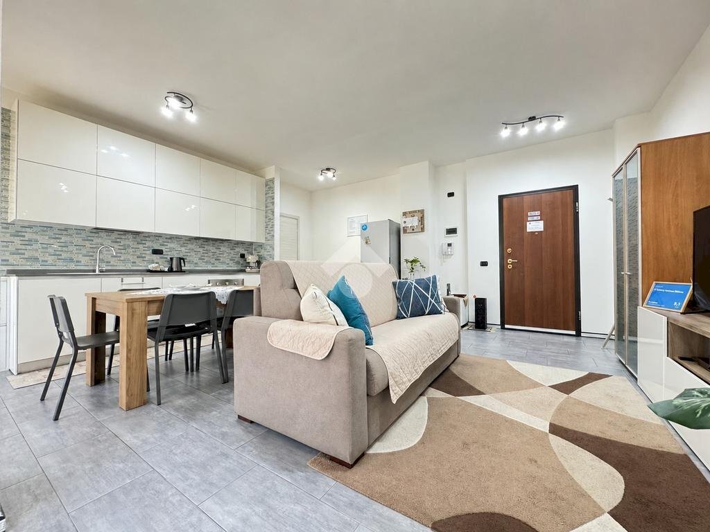 Two-room apartment Via Mauro Macchi, Milano (neighborhood Centrale) - photo 1