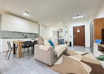 Two-room apartment Via Mauro Macchi, Milano (neighborhood Centrale) - photo 1