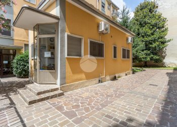 Two-room apartment Via Pellegrino Rossi, Milano (neighborhood Affori) - photo 21