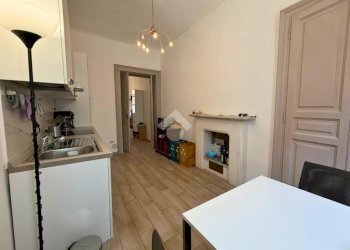Three-room apartment Via Cibrario, Torino (neighborhood San Donato) - photo 9