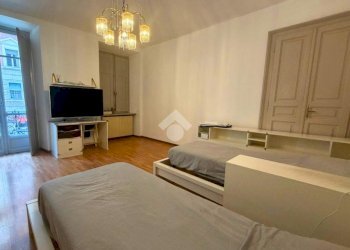 Three-room apartment Via Cibrario, Torino (neighborhood San Donato) - photo 11