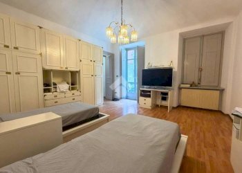 Three-room apartment Via Cibrario, Torino (neighborhood San Donato) - photo 13