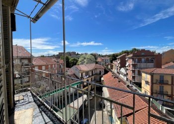 Three-room apartment Piazza I Maggio, Asti - photo 8