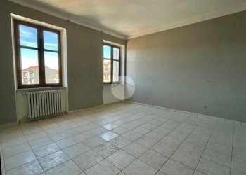 Three-room apartment Piazza I Maggio, Asti - photo 11