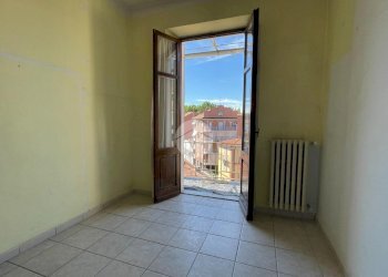 Three-room apartment Piazza I Maggio, Asti - photo 17