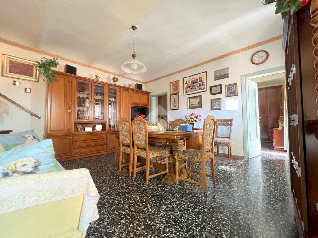 Four-room apartment Viale pilone, Asti - photo 3