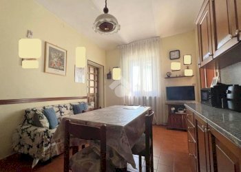 Four-room apartment Viale pilone, Asti - photo 8