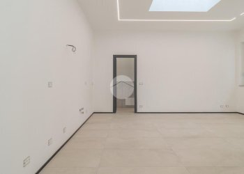 Semi-detached house Via Val della Torre, Torino (neighborhood Lucento) - photo 6