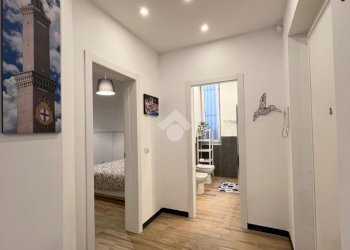 Two-room apartment Piazza Alimonda, Genova (neighborhood Foce) - photo 2