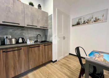 Two-room apartment Piazza Alimonda, Genova (neighborhood Foce) - photo 7