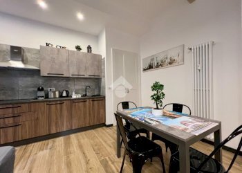 Two-room apartment Piazza Alimonda, Genova (neighborhood Foce) - photo 10