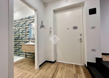 Two-room apartment Piazza Alimonda, Genova (neighborhood Foce) - photo 12