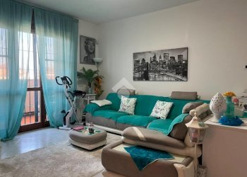 Three-room apartment Via per Carpiano, Melegnano - photo 2